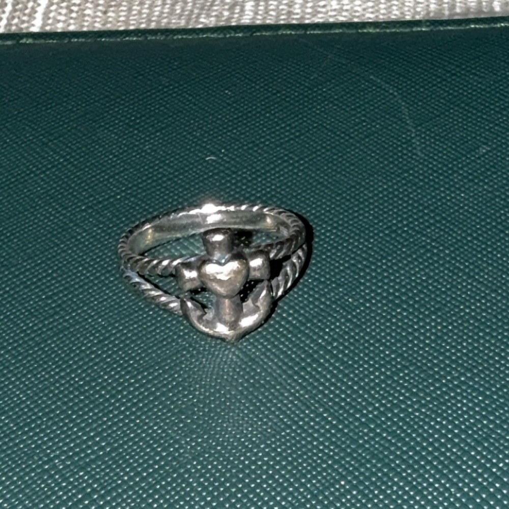 RETIRED James Avery ring - Anchor ring
